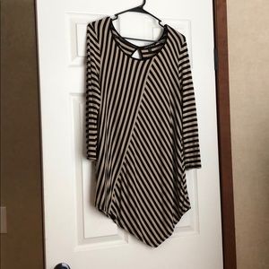 Cable and gauge tan and black striped top